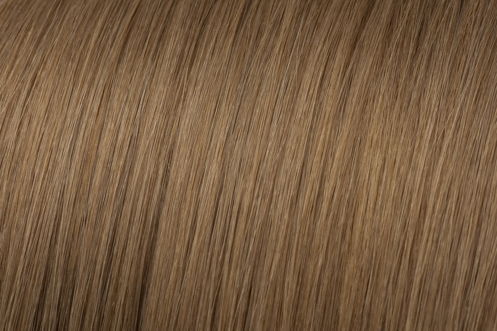 Seamless Clip-In Extension: Light Ash Blonde #18